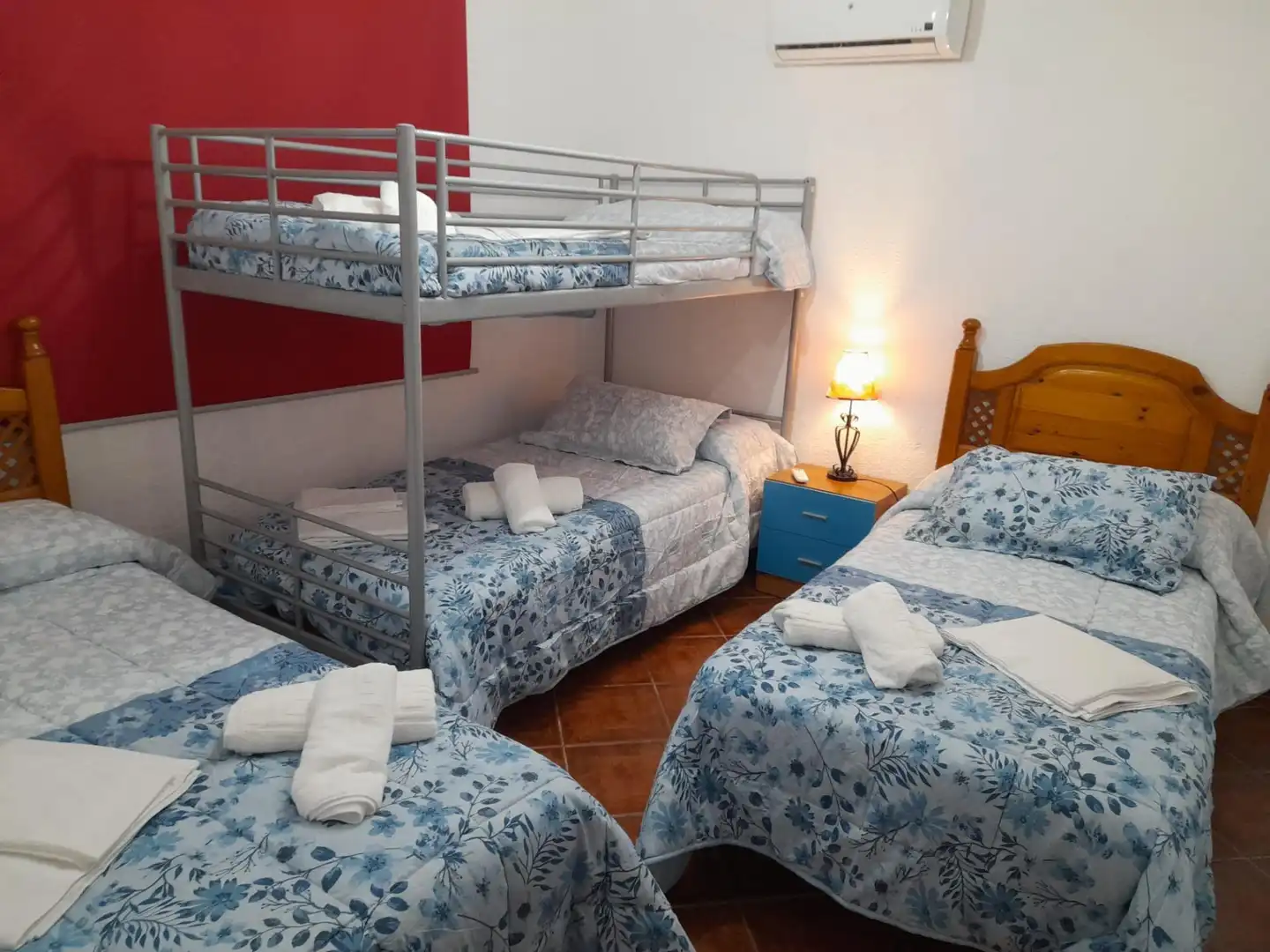 Bedroom of Houses for sale in Málaga  with Air Conditioner, Private garden and Terrace