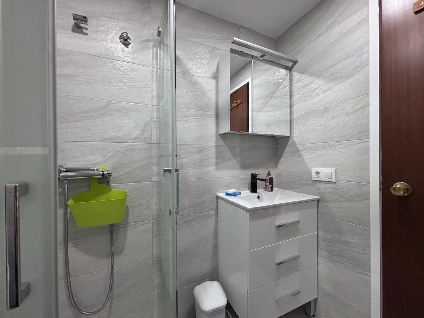 Baño de Estudio en venta en Castelló d'Empúries con Aire acondicionado y Calefacción