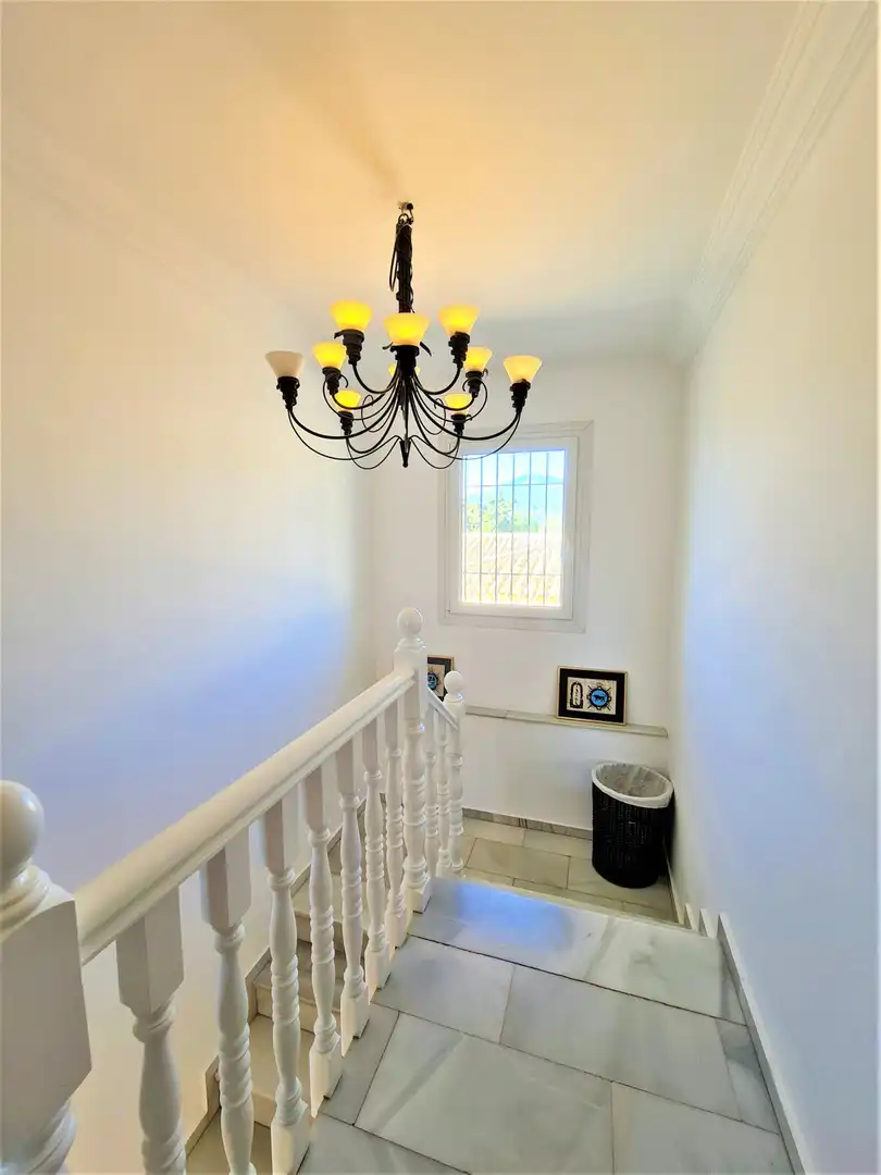 House with pool for sale in Nueva Andalucía, imagen 14