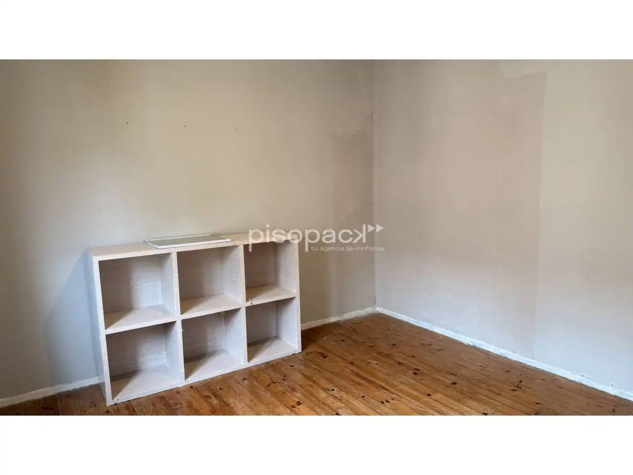 Pis en venda en  Pamplona / Iruña amb Parquet, Terrassa i Alarma