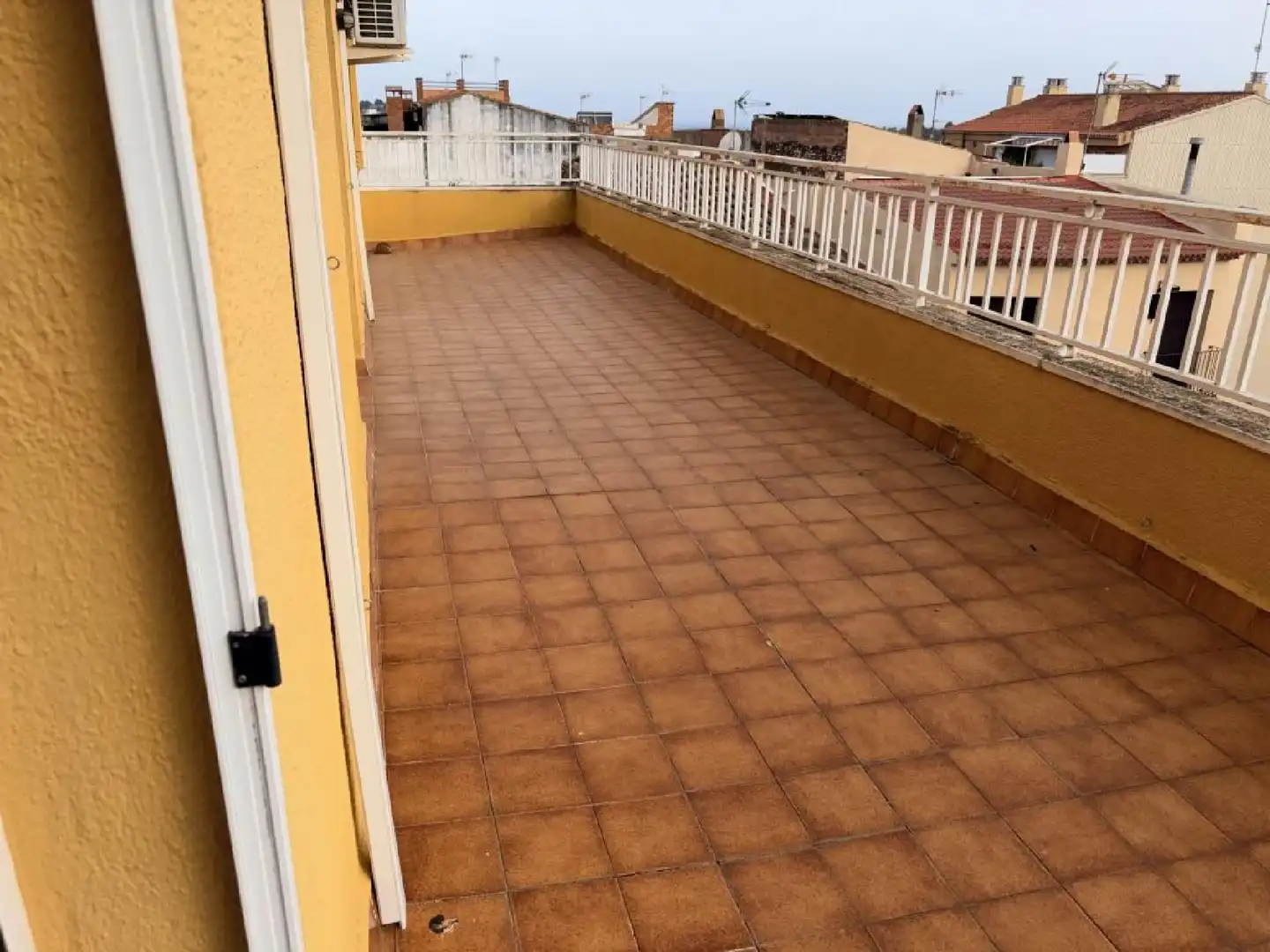 Terrassa de Pis en venda en La Pobla de Montornès   amb Terrassa