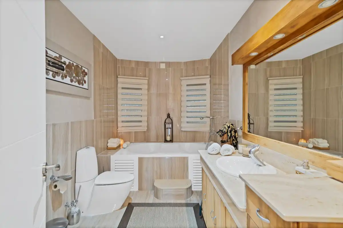 Casa con piscina en venta en Estepona - Estepona,Centro,Torre la Sal, imagen 28