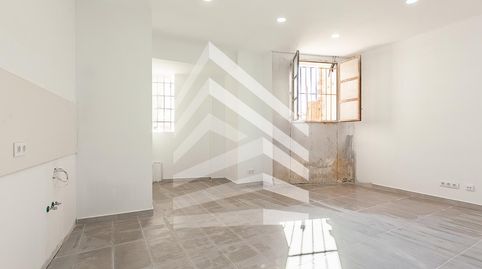 Photo 3 of Ground floor for sale in De Guillem Catà, Poble Nou, Manresa