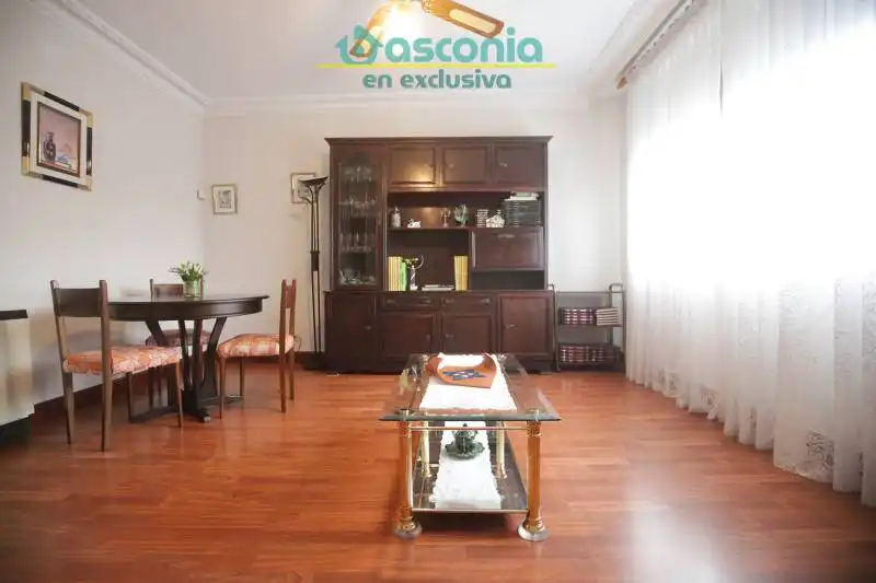 Living room of Flat for sale in Centro - Ariz - Uribarri