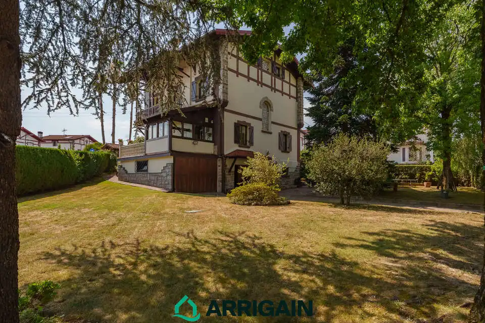 Jardín de Casa o chalet en venta en Irun  con Calefacción, Jardín privado y Terraza