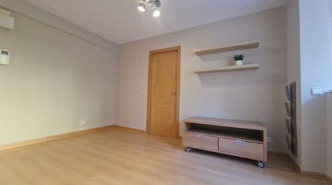 Photo 5 of Flat for rent in Calle de Añastro, Atalaya, Madrid Capital