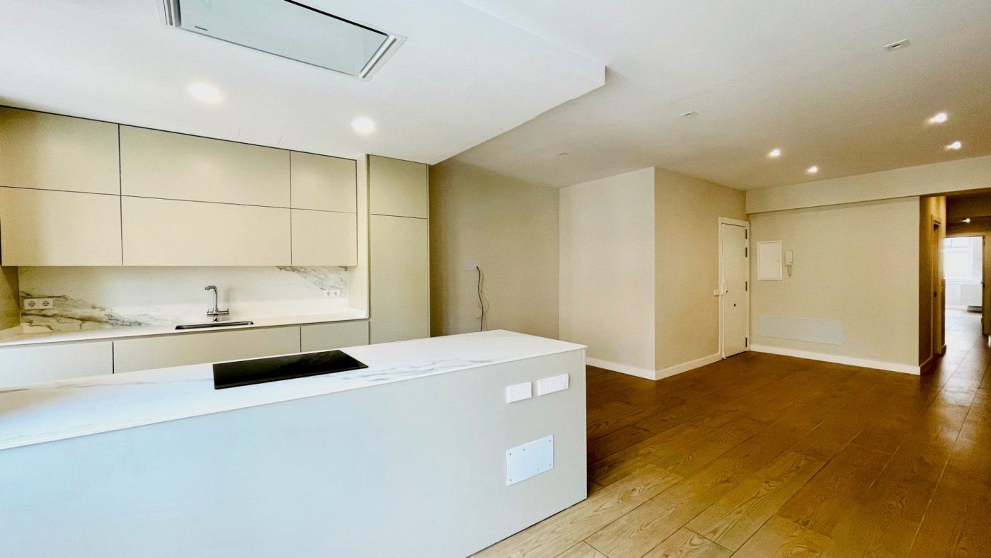 Kitchen of Flat to rent in  Palma de Mallorca  with Air Conditioner and Heating