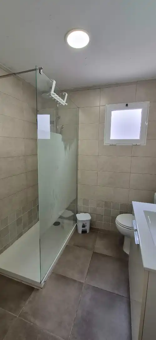 Bathroom of Flat for rent in Moncada  with Parquet flooring, Furnished and Oven