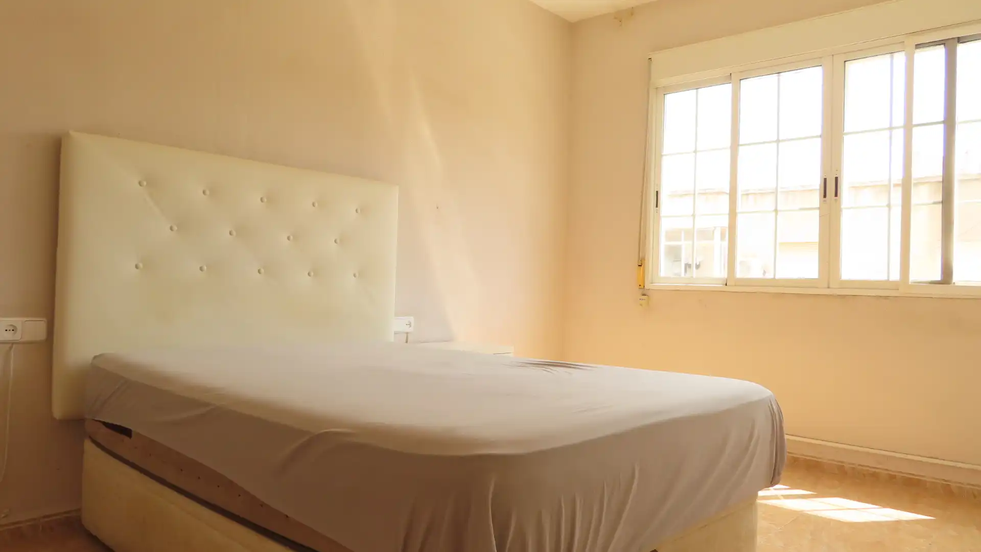 Bedroom of Flat for sale in Cartagena  with Air Conditioner, Furnished and Oven