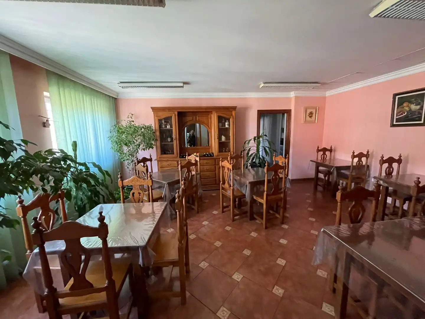Comedor de Local en venta en Valle de Trápaga-Trapagaran con Aire acondicionado, Terraza y Amueblado