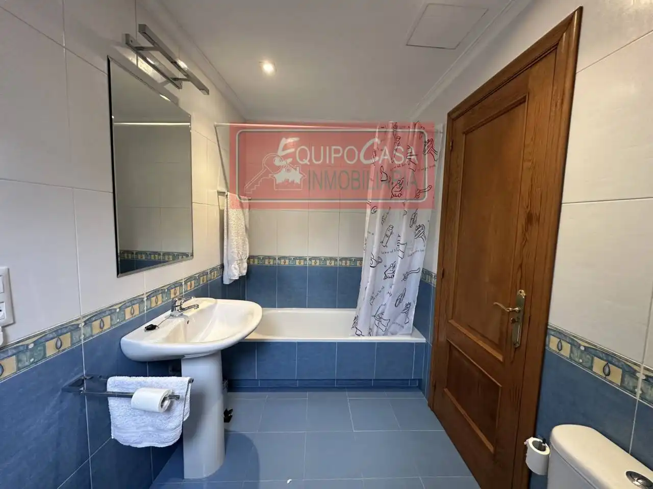 Bathroom of Duplexes for rent in Lugo  with Heating, Parquet flooring and Storage room