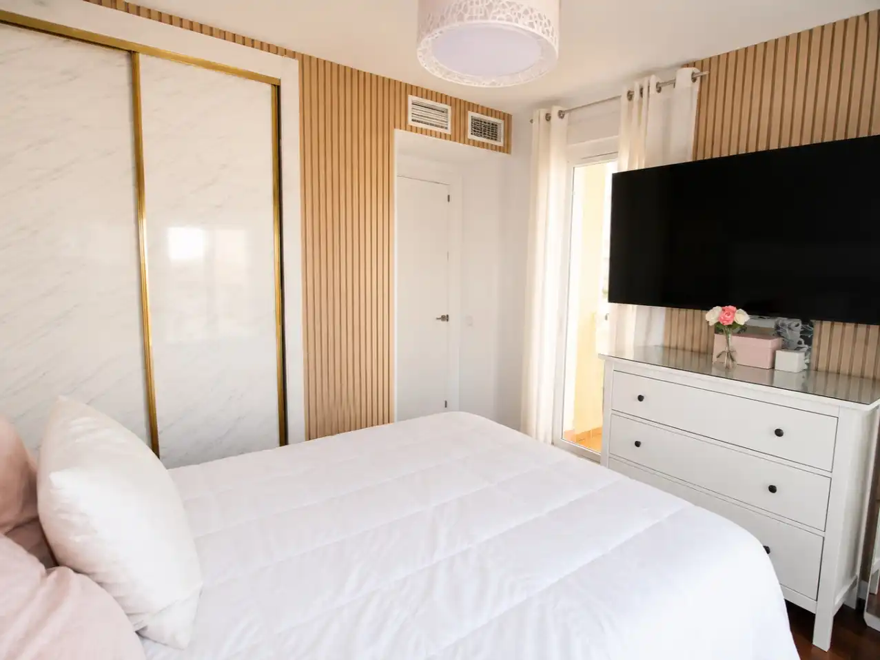 Dormitori de Casa o xalet en venda en Málaga Capital amb Aire condicionat, Terrassa i Balcó
