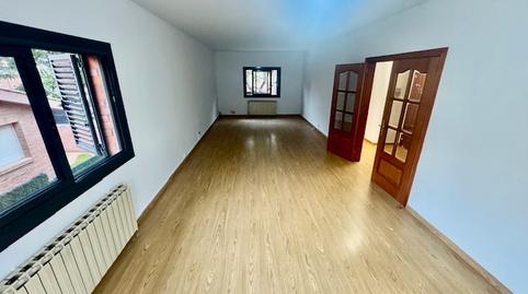 Photo 5 of Single-family semi-detached to rent in Mira-sol, Barcelona