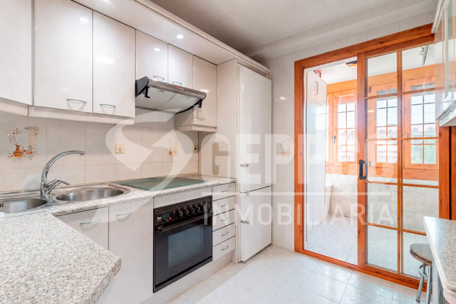 Kitchen of Flat for sale in Móstoles  with Air Conditioner, Heating and Terrace
