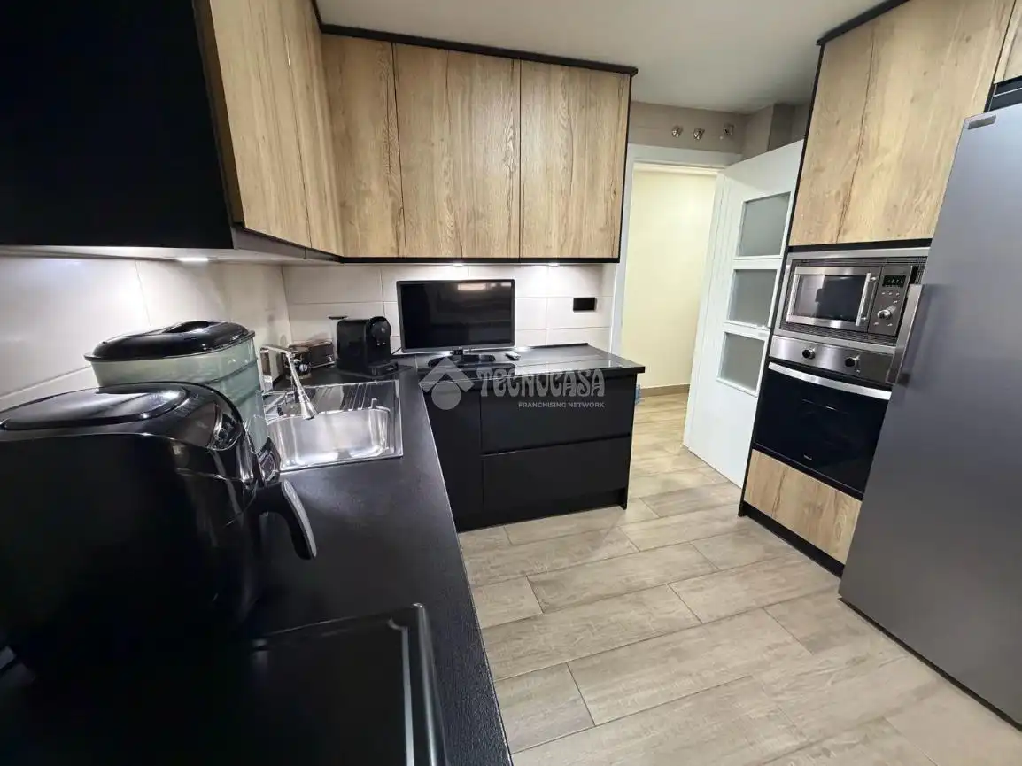 Cocina de Piso en venta en Valdepeñas con Aire acondicionado, Calefacción y Trastero