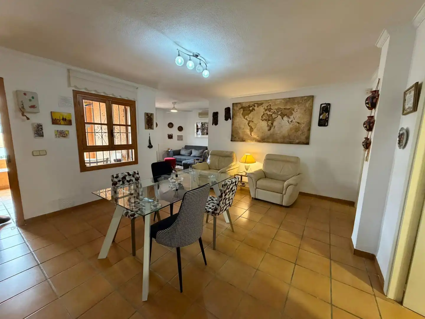 Living room of Ground floor for sale in L'Alfàs del Pi  with Air Conditioner, Private garden and Furnished