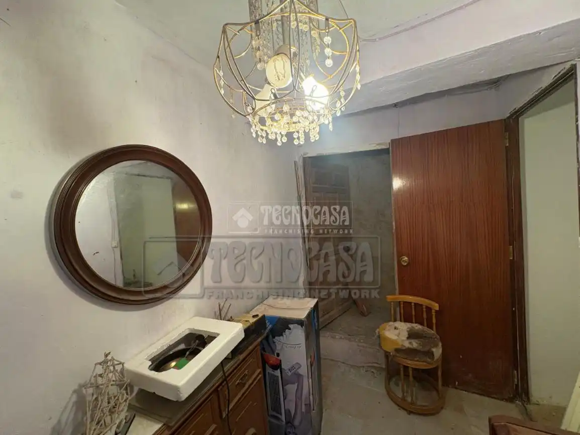 Casa adosada en venta en Castillo-Albaráñez con Calefacción