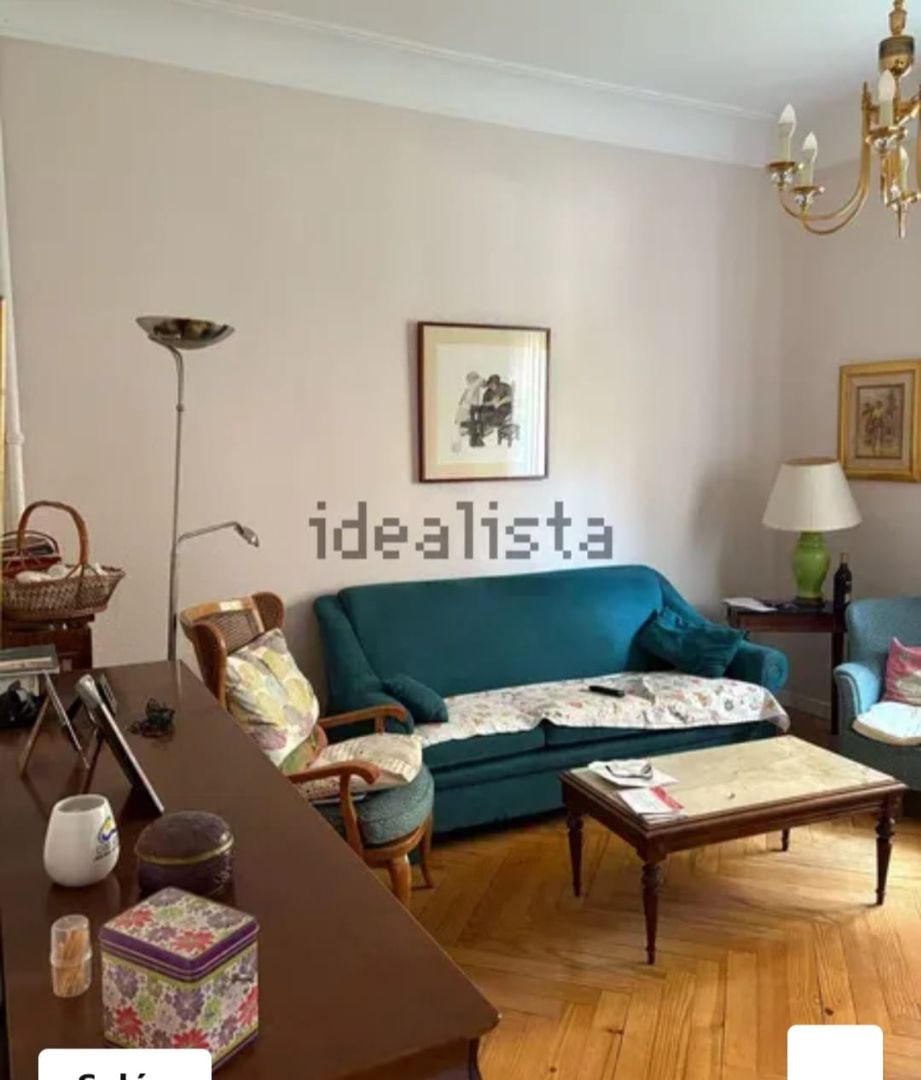 Bedroom of Flat for sale in  Madrid Capital  with Heating, Terrace and Community pool