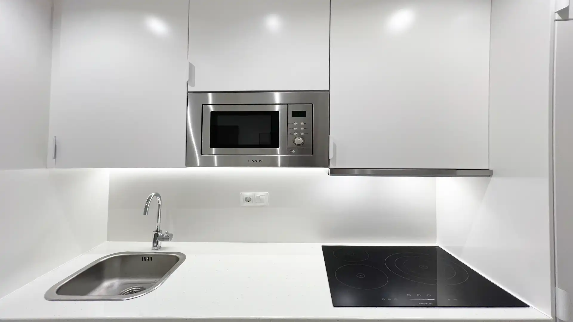 Kitchen of Flat for rent in Madrid  with Heating, Furnished and Oven