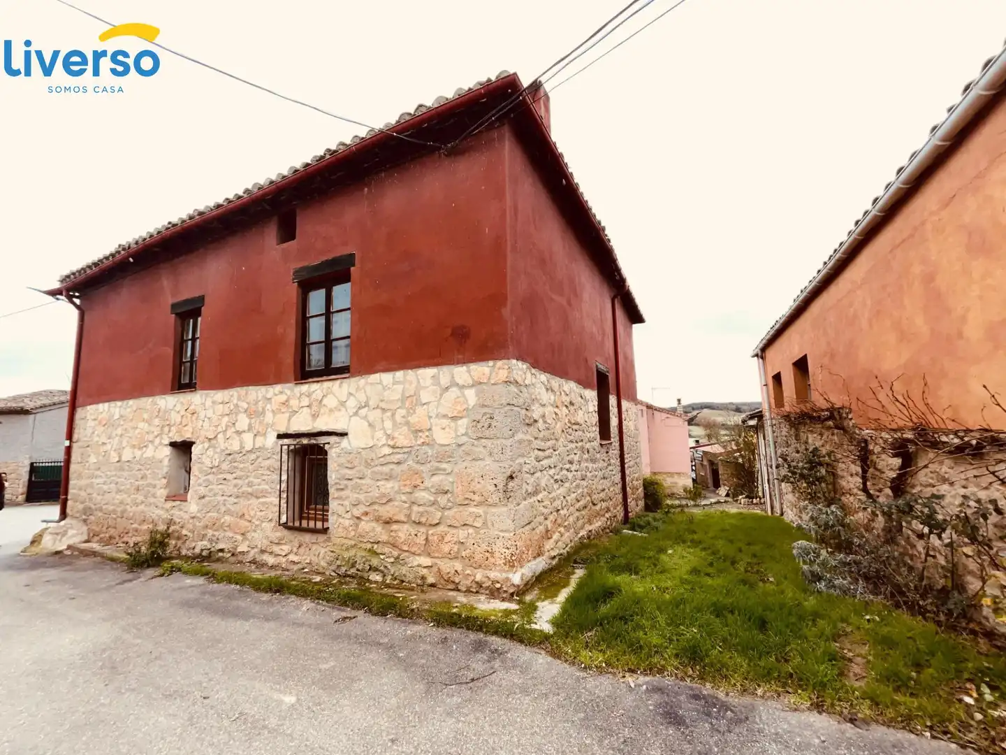 Exterior view of Houses for sale in Revillarruz  with Heating, Terrace and Furnished