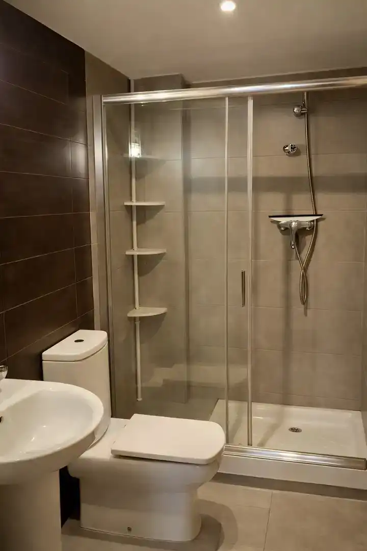 Bany de Pis en venda en La Ràpita amb Aire condicionat, Terrassa i Piscina