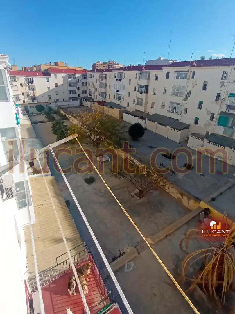 Pis en venda en Alicante / Alacant amb Balcó
