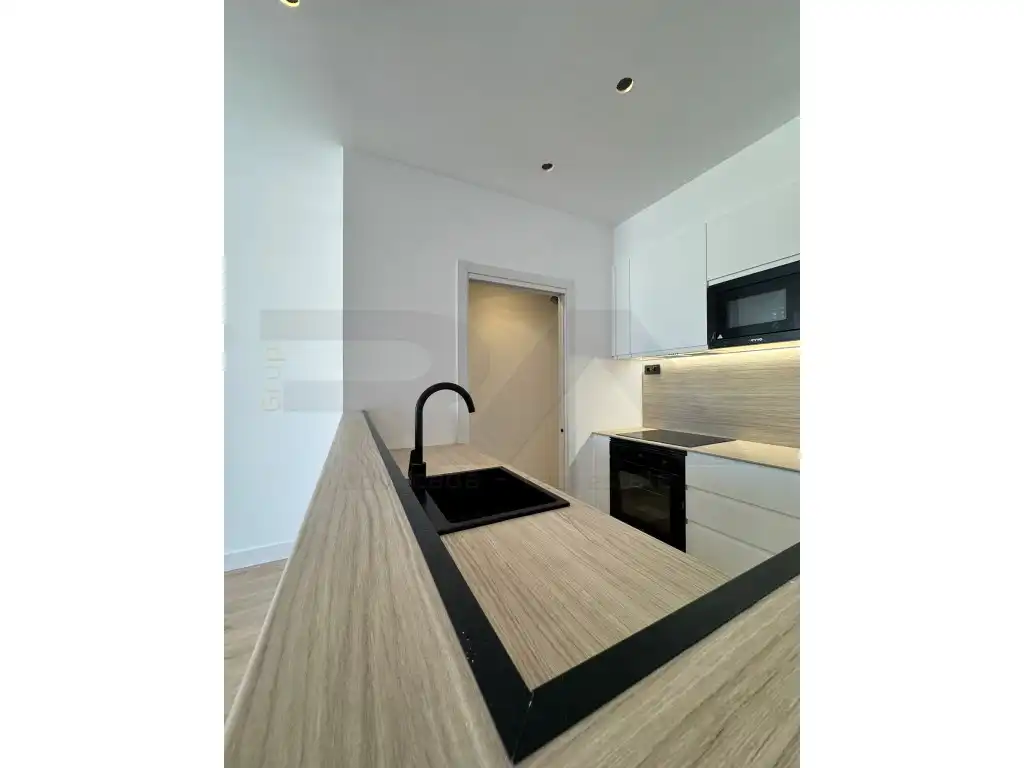 Cocina de Piso en venta en Tarragona con Aire acondicionado, Horno y Microondas