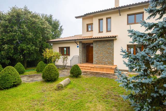 Casa-chalet en Venta en L'Esquirol