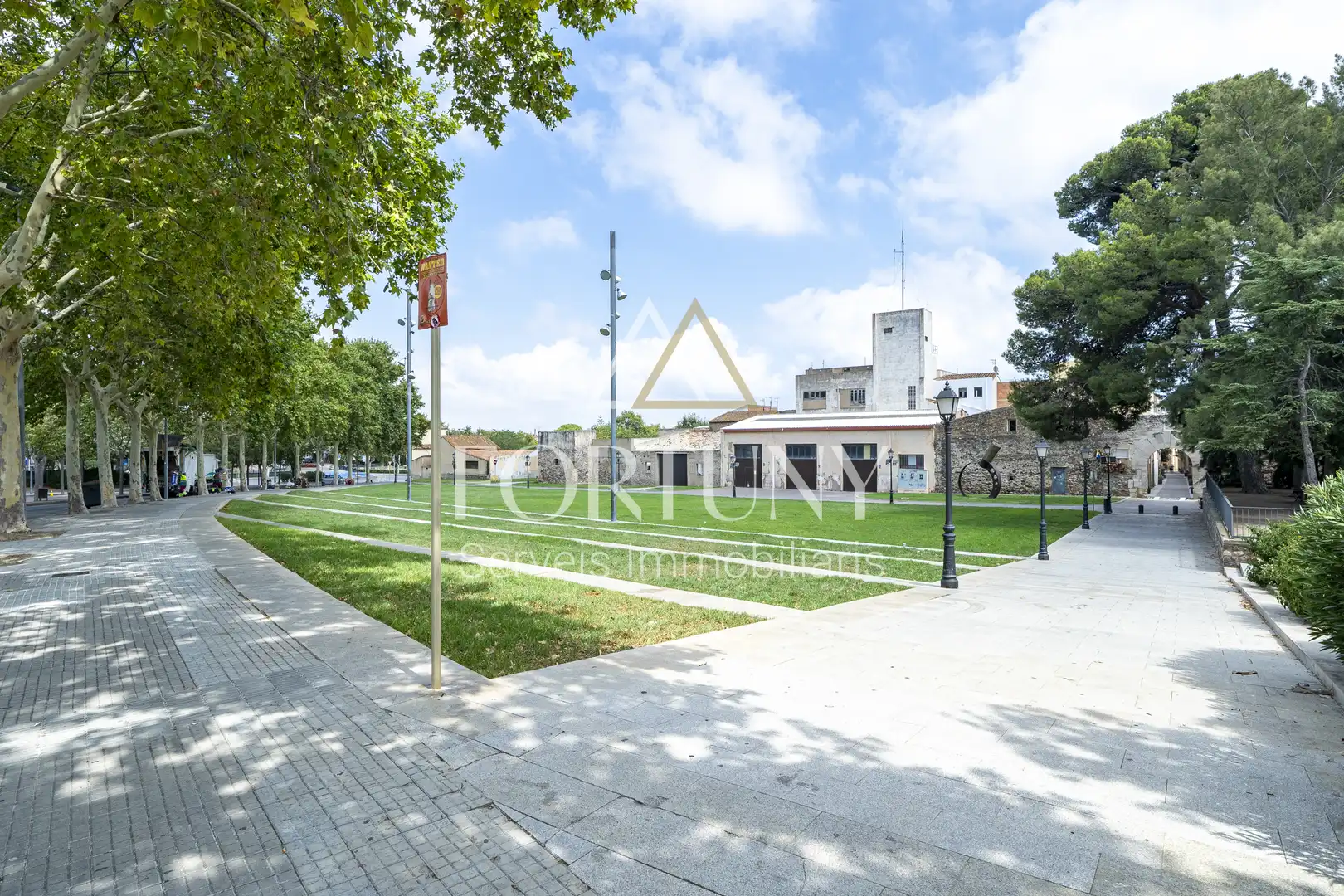Vista exterior de Pis en venda en Cambrils amb Balcó