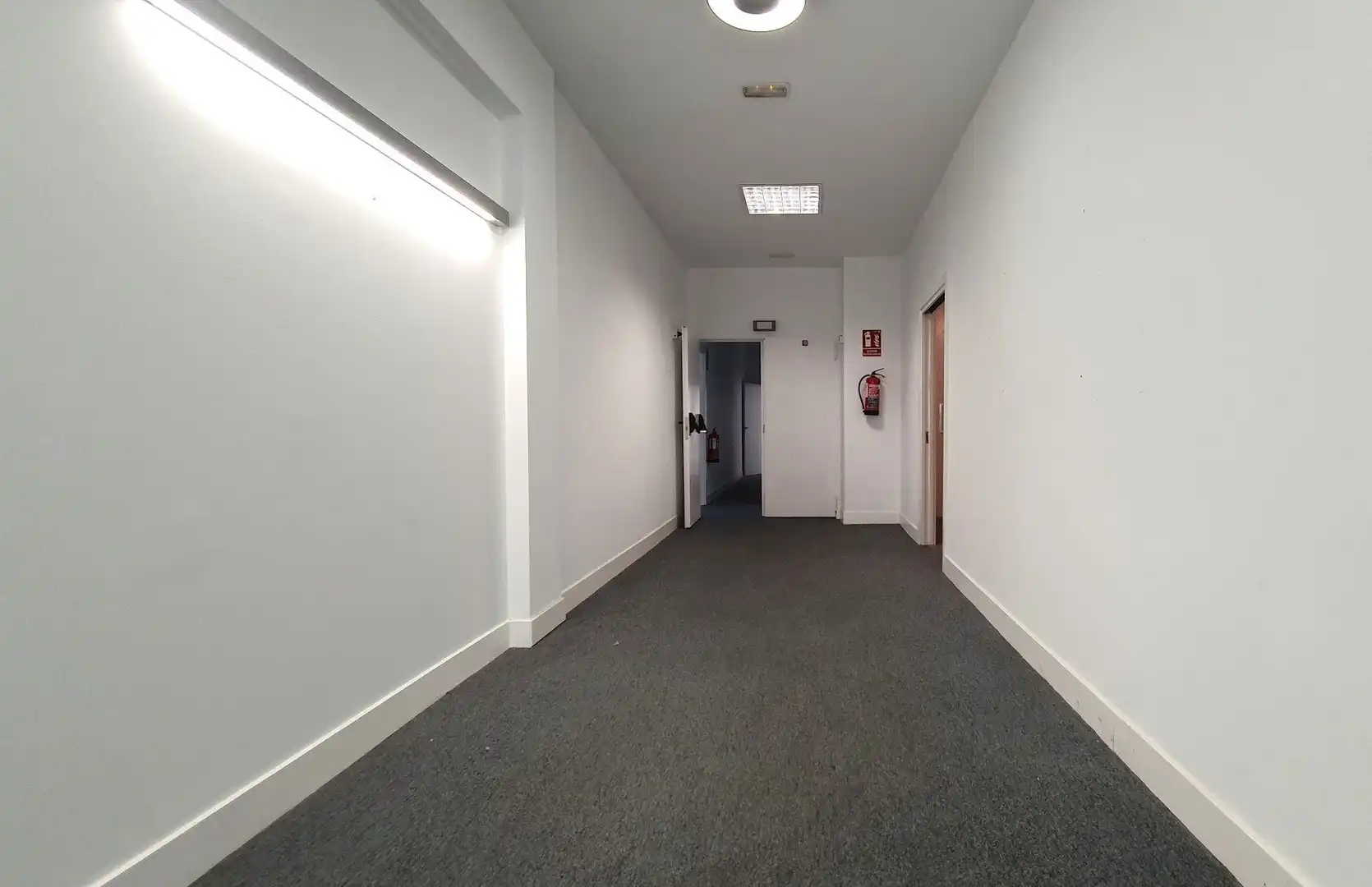 Business premises to rent in Centro - Mendibil - Santiago, imagen 21
