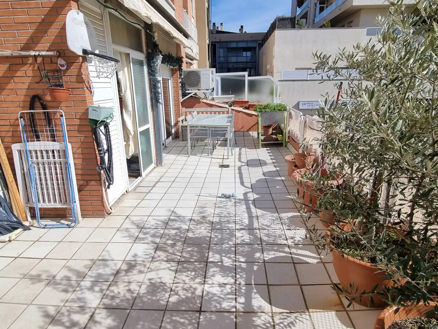 Piso en venta en Carrer Marquès de Caldes de Montbui, Eixample Sud – Migdia