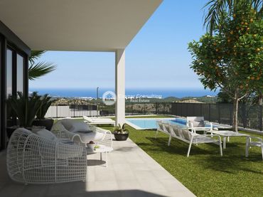 Chalet con piscina en venta en Casco urbano