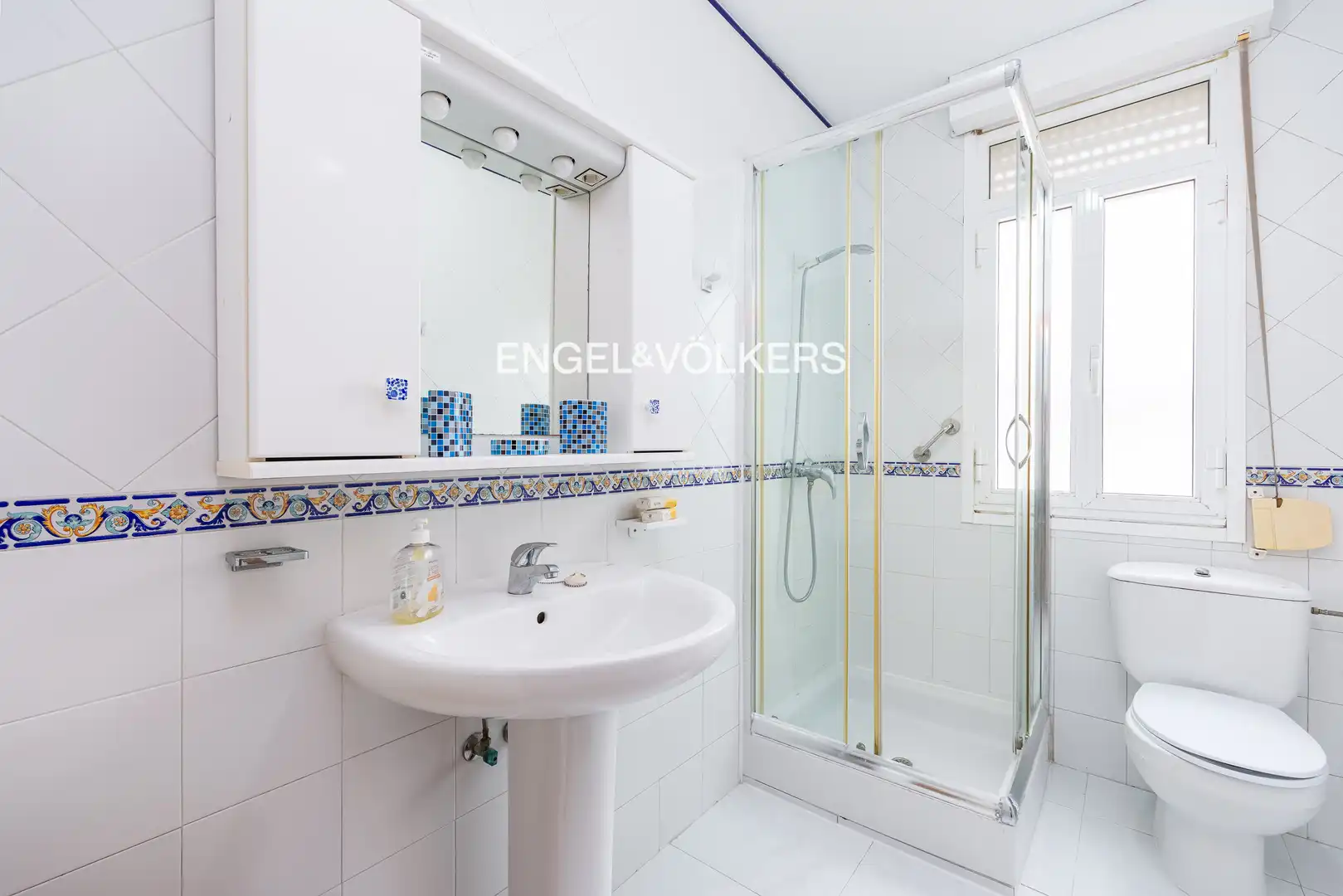 Baño de Piso en venta en Baiona con Calefacción y Terraza