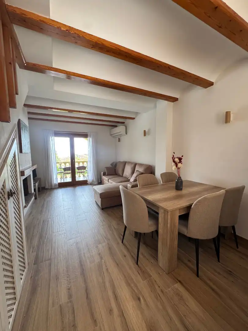Wohnzimmer von Einfamilien-Reihenhaus zur Miete in Dénia mit Klimaanlage, Heizung und Möbliert