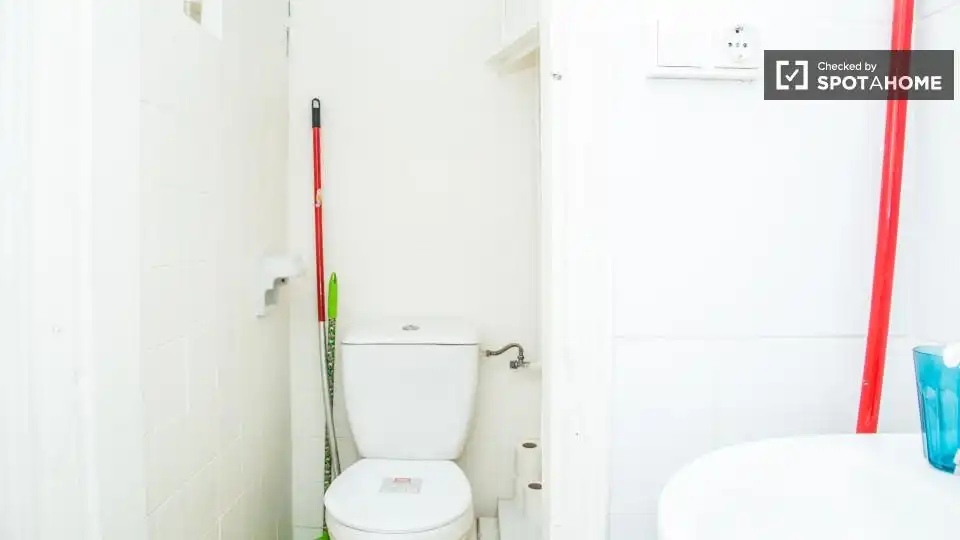 Room in Barcelona, Barcelona