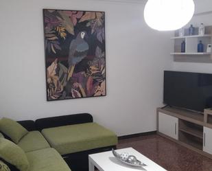 Living room of Flat to rent in Pontevedra Capital   with Furnished, Oven and Washing machine