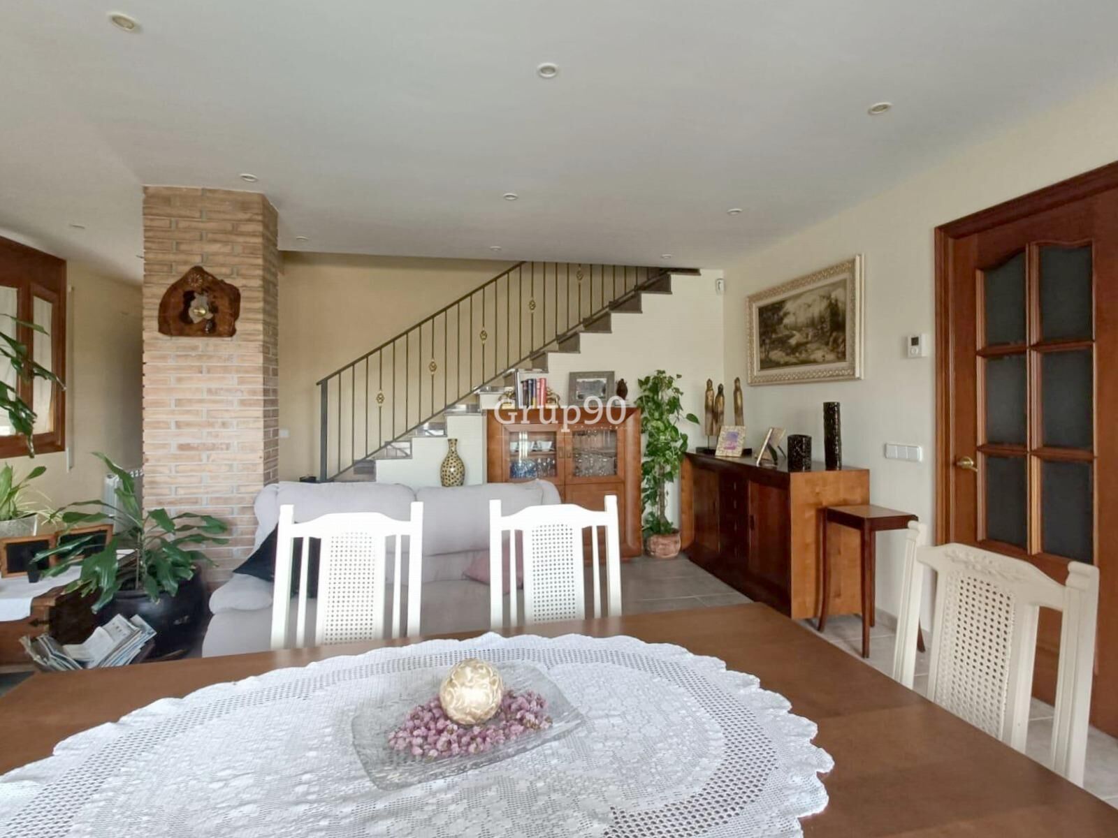 Sala d'estar de Casa o xalet en venda en  Lleida Capital amb Aire condicionat, Calefacció i Jardí privat