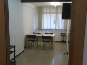 Office space with lift to rent in Carrer de Ramon Berenguer IV 64