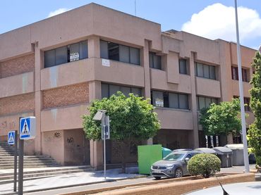 Misto residenziale con ascensore in vendita a Avenida Virgen del Carmen 85