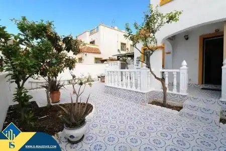 Casa amb piscina en venda a Zona Carrefour - Urbanizaciones, imagen 17