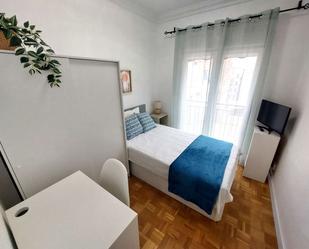 Bedroom of Flat to share in  Madrid Capital  with Air Conditioner, Heating and Terrace
