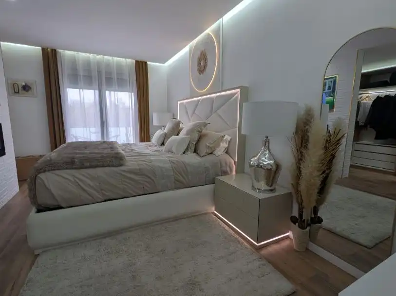 Flat with pool for sale in Miquel Marti i Pol 17, imagen 16