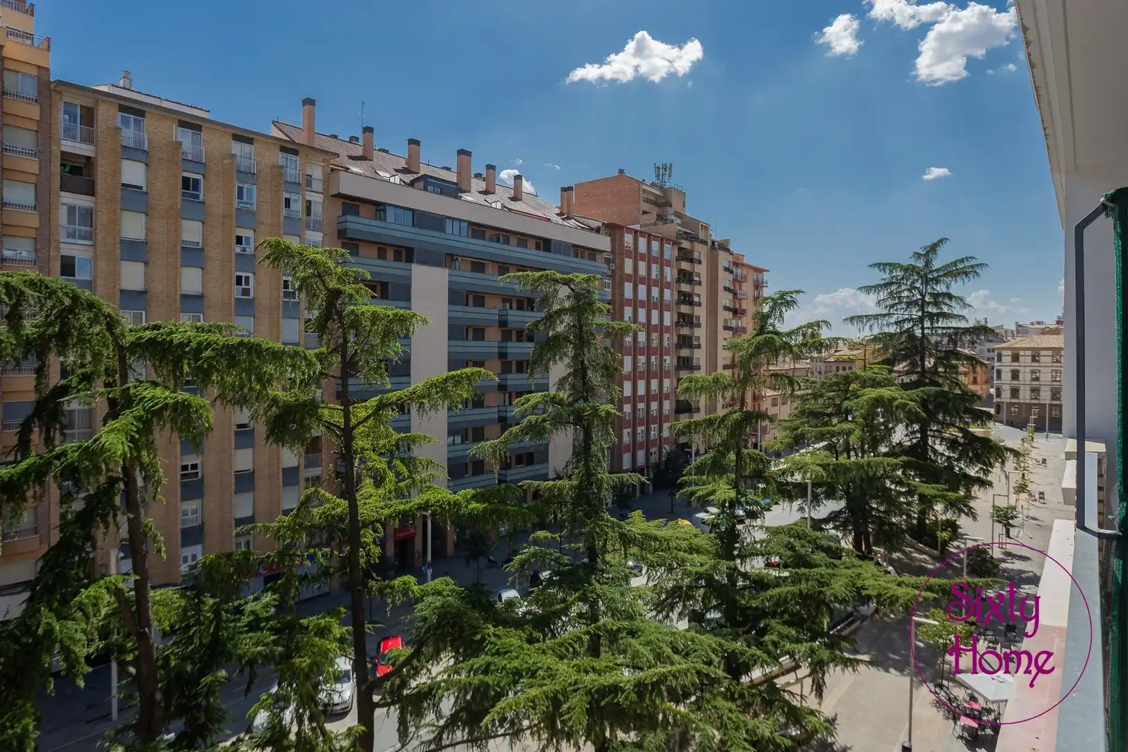 Vista exterior de Pis en venda en Huesca amb Aire condicionat, Calefacció i Parquet