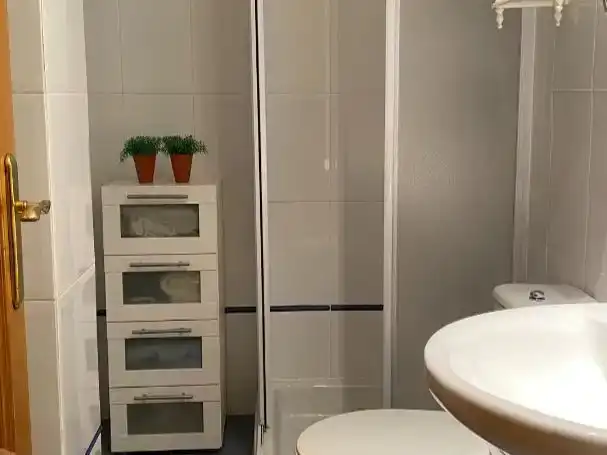 Badezimmer von Wohnung zur Miete in Jávea / Xàbia mit Klimaanlage, Privatgarten und Schwimmbad