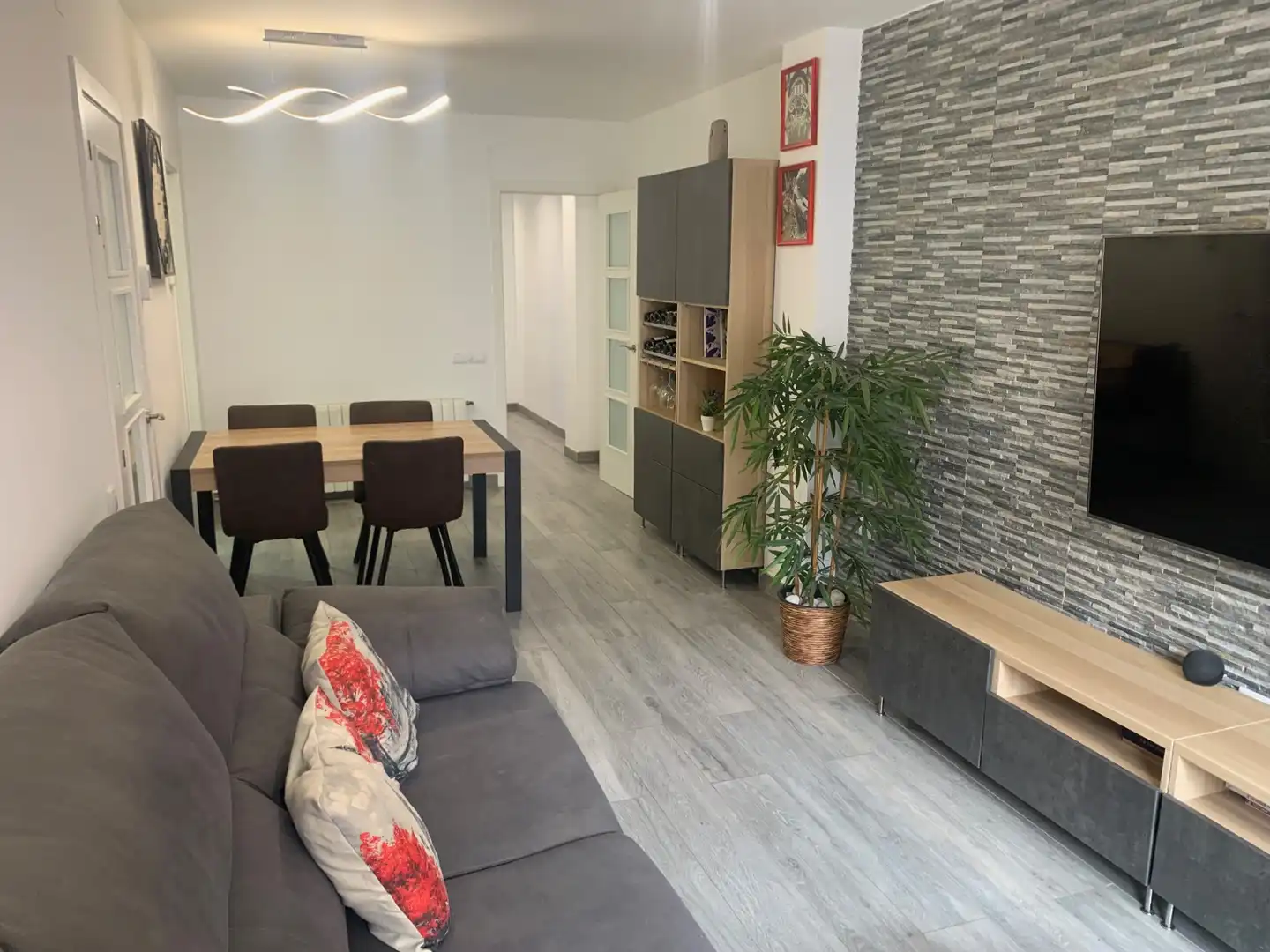Sala de estar de Piso en venta en Torredembarra con Calefacción, Parquet y Terraza