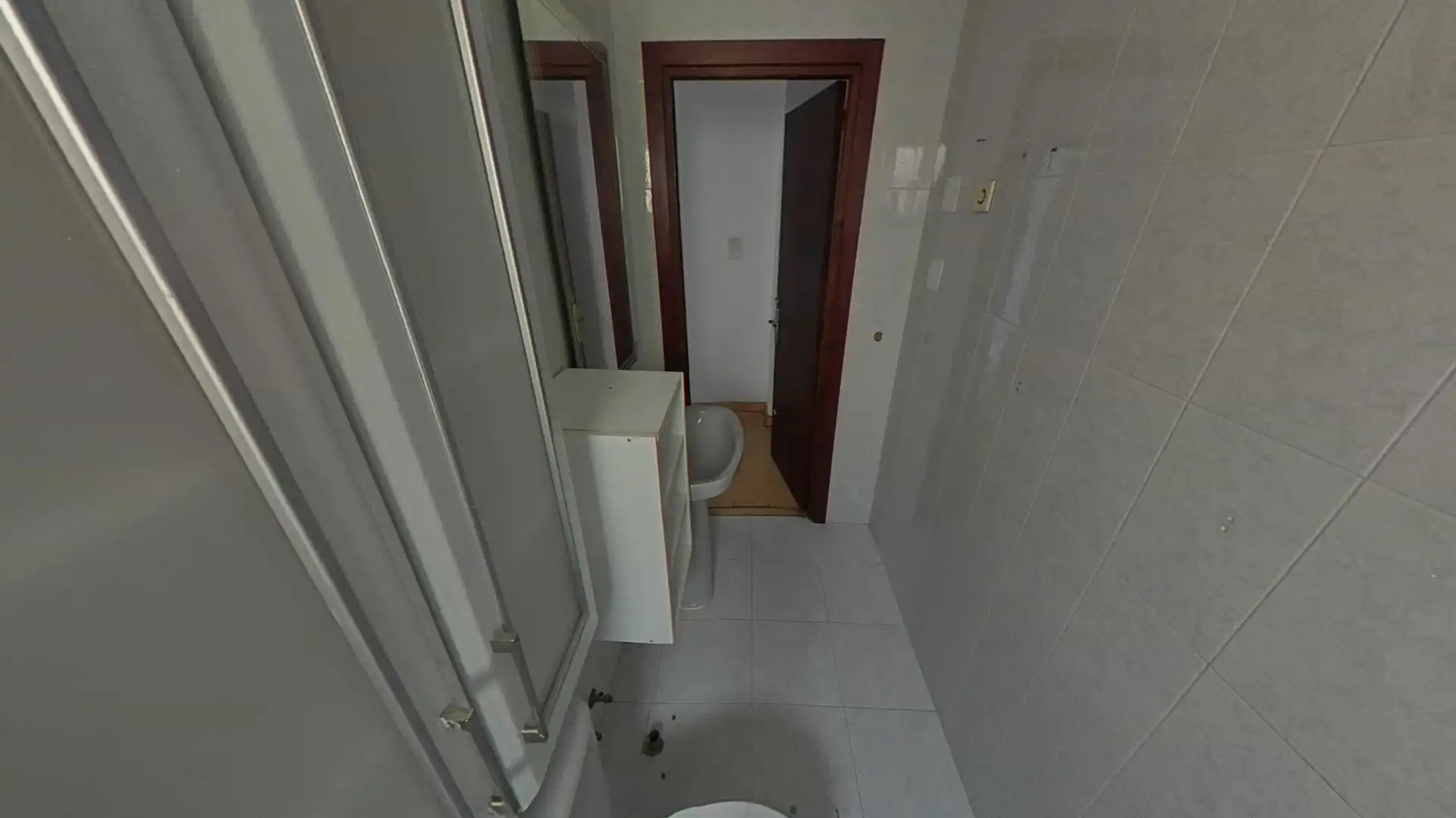 Bany de Apartament en venda en Almería
