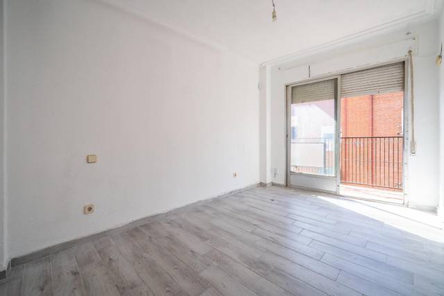 Piso en Venta en Calle ATHOS en Puerta del Ángel