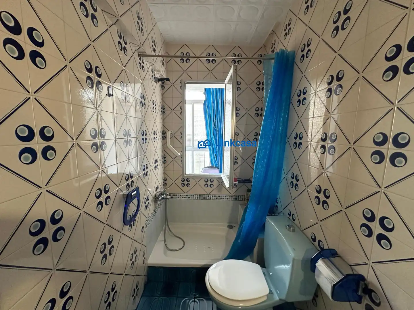 Baño de Piso de alquiler en Madrid con Calefacción y Terraza