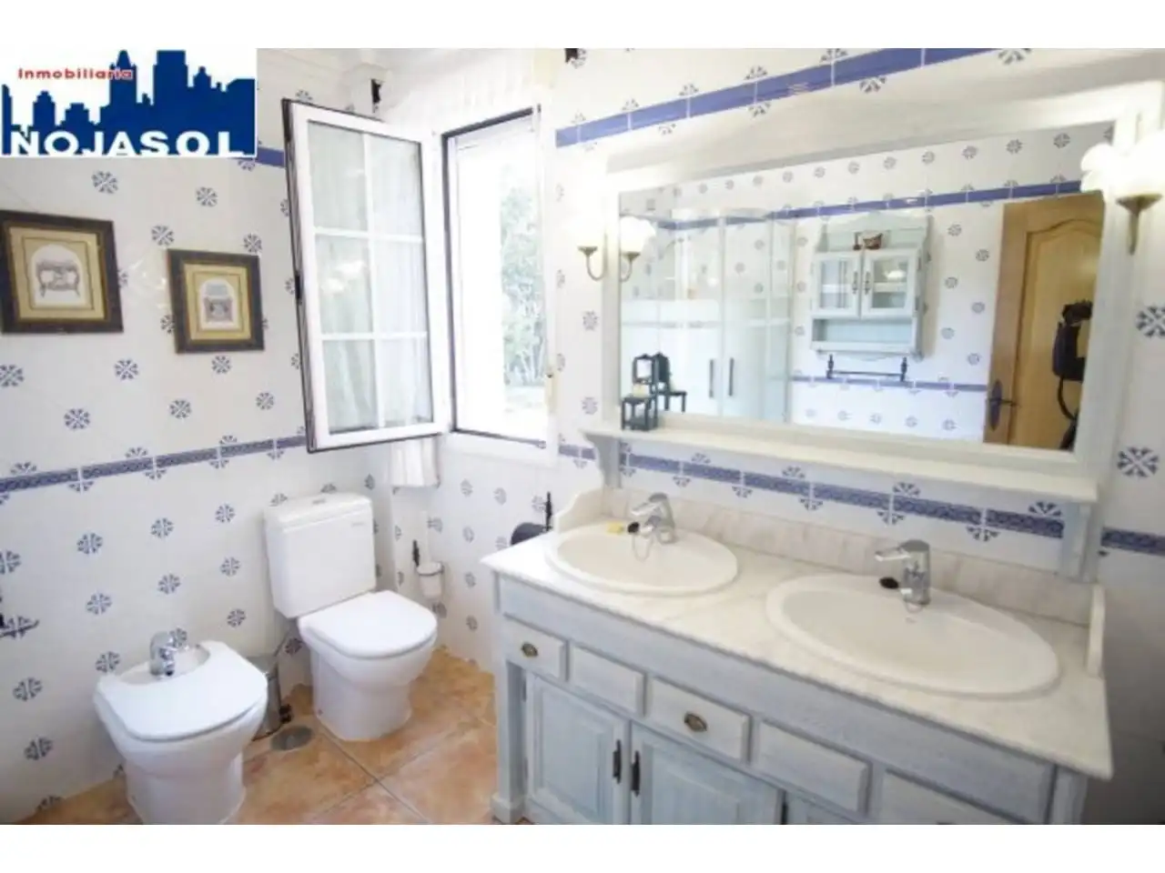 Baño de Casa o chalet en venta en Arnuero con Calefacción, Jardín privado y Terraza
