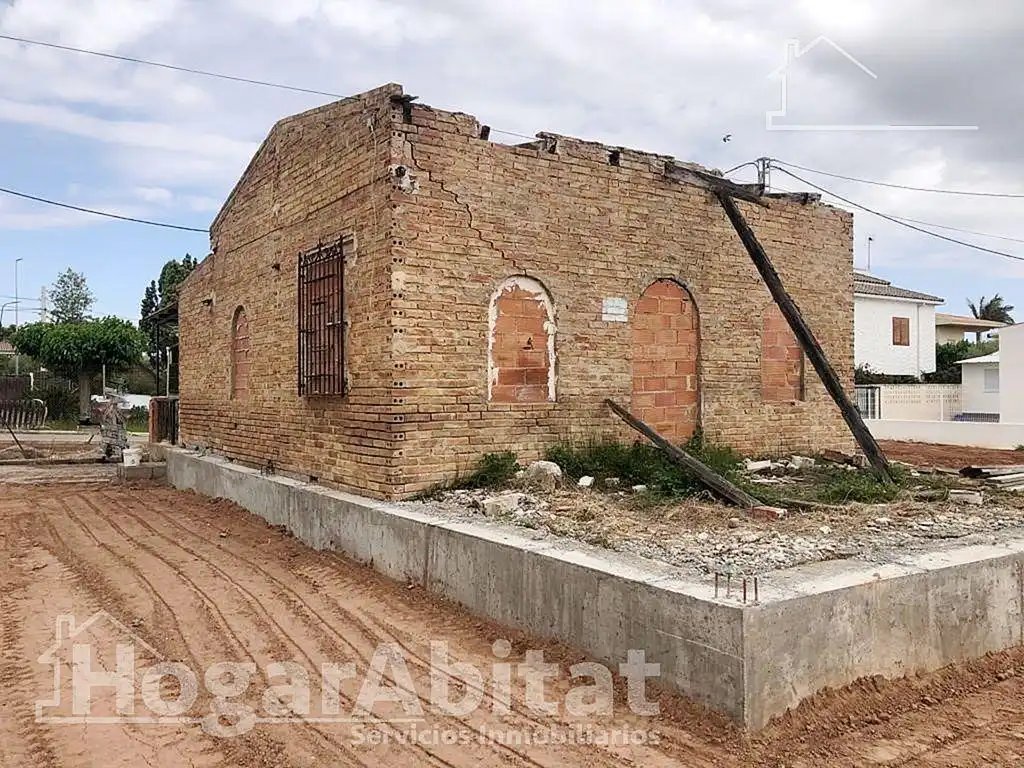Exterior view of Houses for sale in Burriana / Borriana  with Terrace